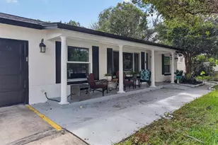 8314 Tuckahoe Ct, Orlando, FL 32829 - Photo 3