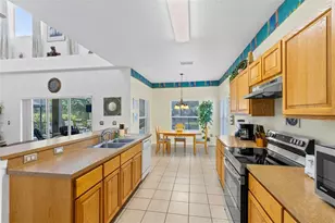 4602 Cumbrian Lakes Dr, Kissimmee, FL 34746 - Photo 11