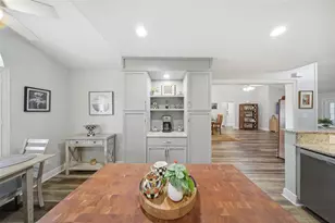 1049 Spring Landing Dr, Winter Garden, FL 34787 - Photo 13