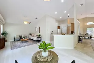 527 Canary Island Ct, Orlando, FL 32828 - Photo 11