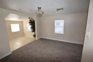 317 E Barnes Ave, Eustis, FL 32726 - Photo 17