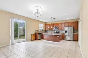 1585 Auburn Hills Ct, Tavares, FL 32778 - Photo 5