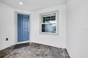 2739 Summer Retreat Ln, Kissimmee, FL 34744 - Photo 3