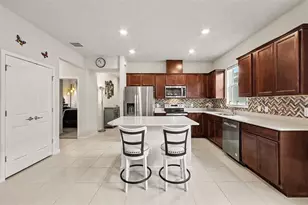 2739 Summer Retreat Ln, Kissimmee, FL 34744 - Photo 9