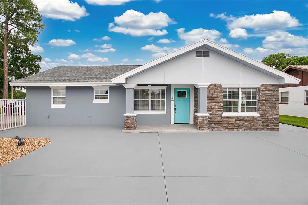614 Sidney Cir - 614 Sidney Cir, Winter Haven, FL 33880 Luxury Property | Jose Angel Pina