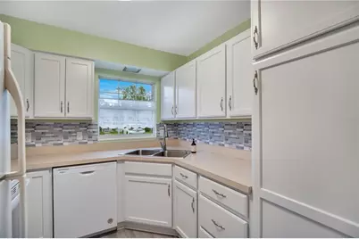 239 N Hill Avenue #110, Deland, FL 32724 - Photo 9