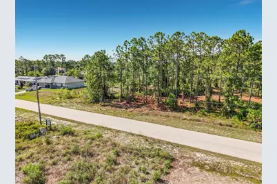 722 Manuel Street E, Lehigh Acres, FL 33974 - Photo 13