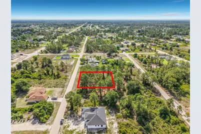 722 Manuel Street E, Lehigh Acres, FL 33974 - Photo 3