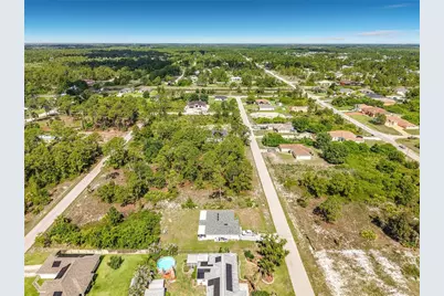 722 Manuel Street E, Lehigh Acres, FL 33974 - Photo 37