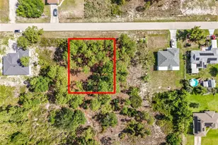 722 Manuel St E, Lehigh Acres, FL 33974 - Photo 1