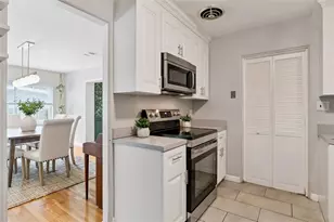 706 Springview Dr, Orlando, FL 32803 - Photo 17