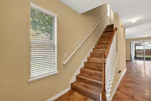 2299 Aloha Bay Ct, Ocoee, FL 34761 - Photo 7
