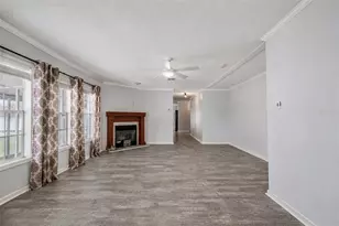 35201 Forest Lake Rd, Leesburg, FL 34788 - Photo 11