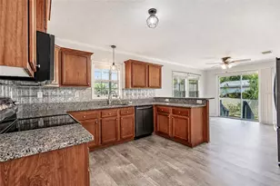 35201 Forest Lake Rd, Leesburg, FL 34788 - Photo 15