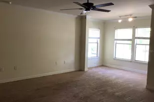 18139 Back Stretch Ln, Tampa, FL 33647 - Photo 5