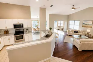 13036 Topflite Ct, Hudson, FL 34669 - Photo 5