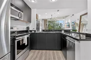 525 E Jackson St, Orlando, FL 32801 - Photo 11