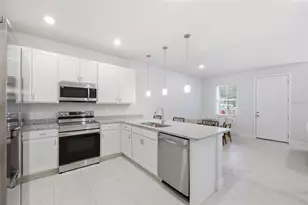 6917 Five Oaks Dr, Harmony, FL 34773 - Photo 15