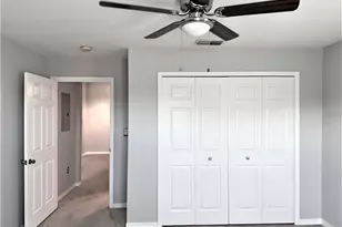 5475 Vineland Rd, Orlando, FL 32811 - Photo 21