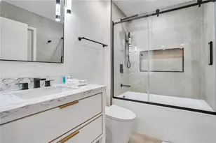525 E Jackson St, Orlando, FL 32801 - Photo 33