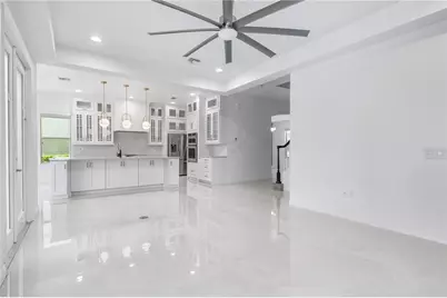 8394 Lookout Pointe Drive, Windermere, FL 34786 - Photo 23