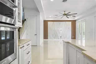 8394 Lookout Pointe Dr, Windermere, FL 34786 - Photo 25