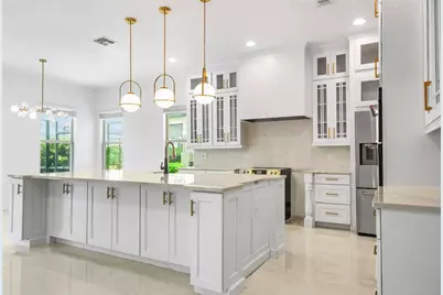 8394 Lookout Pointe Drive, Windermere, FL 34786 - Photo 19