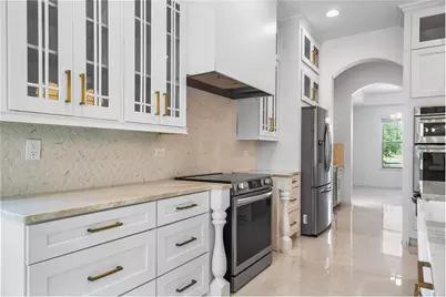 8394 Lookout Pointe Drive, Windermere, FL 34786 - Photo 17