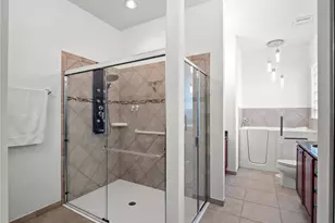 11800 Zelkova Ln, Orlando, FL 32827 - Photo 17