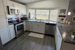 743 E Palm Valley, Oviedo, FL 32765 - Photo 7