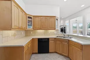 9137 Dollanger Ct, Orlando, FL 32819 - Photo 13