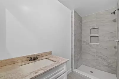 5121 Picadilly Circus Court, Orlando, FL 32839 - Photo 9