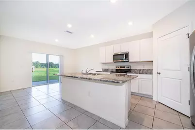 30915 Penny Surf Loop, Wesley Chapel, FL 33545 - Photo 11
