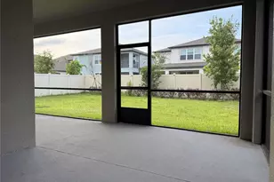 33263 Sycamore Leaf Dr, Wesley Chapel, FL 33545 - Photo 43