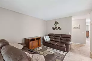 2417 Barley Club Ct, Orlando, FL 32837 - Photo 3