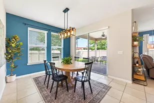 4062 Brookshire Cir, Eustis, FL 32736 - Photo 3
