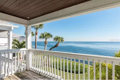 4858 Coquina Key Drive SE #D, Saint Petersburg, FL 33705 - Photo 3