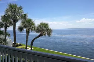 4858 Coquina Key Dr SE, Saint Petersburg, FL 33705 - Photo 1