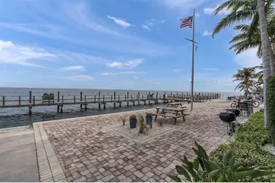 4858 Coquina Key Drive SE #D, Saint Petersburg, FL 33705 - Photo 29
