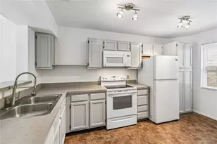 131 Hidden Arbor Ct, Sanford, FL 32773 - Photo 3