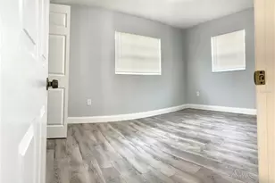 810 Swiss Ln, Orlando, FL 32808 - Photo 17