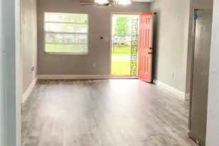 810 Swiss Ln, Orlando, FL 32808 - Photo 5