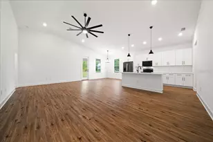 15095 Snowy Owl Ave, Weeki Wachee, FL 34614 - Photo 13