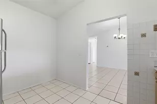 1056 Soria Ave, Orlando, FL 32807 - Photo 11