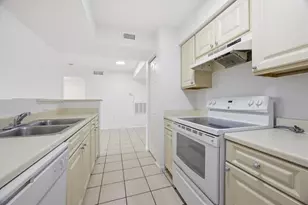 3028 Parkway Blvd, Kissimmee, FL 34747 - Photo 7