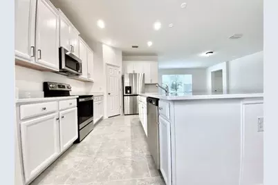 924 Avenal Lane, Davenport, FL 33837 - Photo 5