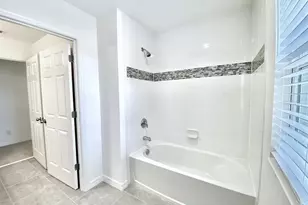 924 Avenal Ln, Davenport, FL 33837 - Photo 31
