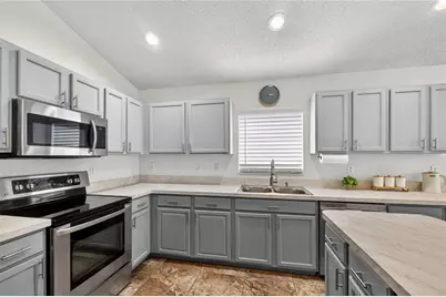 402 Delancey Drive, Davenport, FL 33837 - Photo 13
