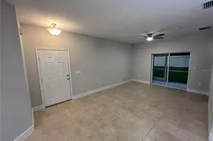 3635 Parkridge Cir, Sarasota, FL 34243 - Photo 9