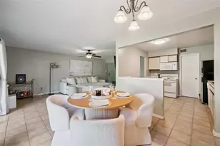 2258 Coach House Blvd, Orlando, FL 32812 - Photo 9
